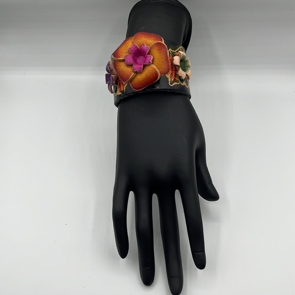 Leather Artisan Handmade Flower Women's Bracelet Fuchsia Orange - Picture 1 of 11